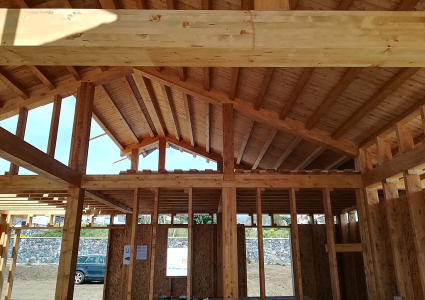Edifici in legno con sistema a Telaio Strutturale